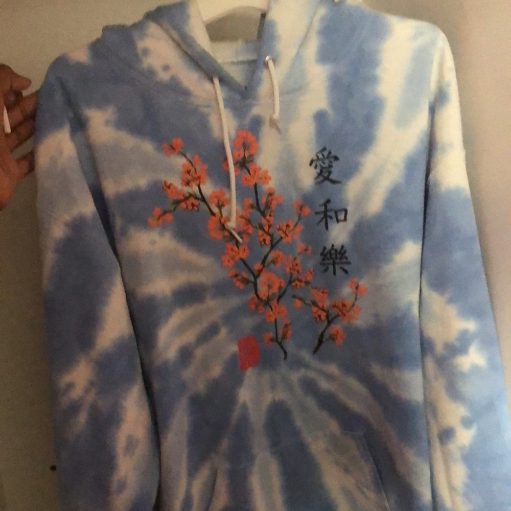 ALL HOODIES FOR 40$! Very comfortable hoodies that have really cool designs